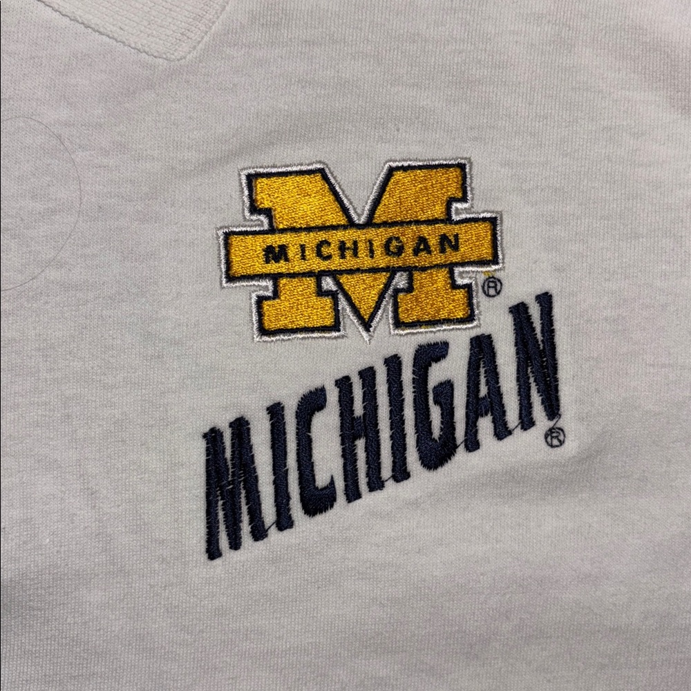 NWT University of Michigan Polo Shirt - White Gildan Size XL - Picture 2 of 6